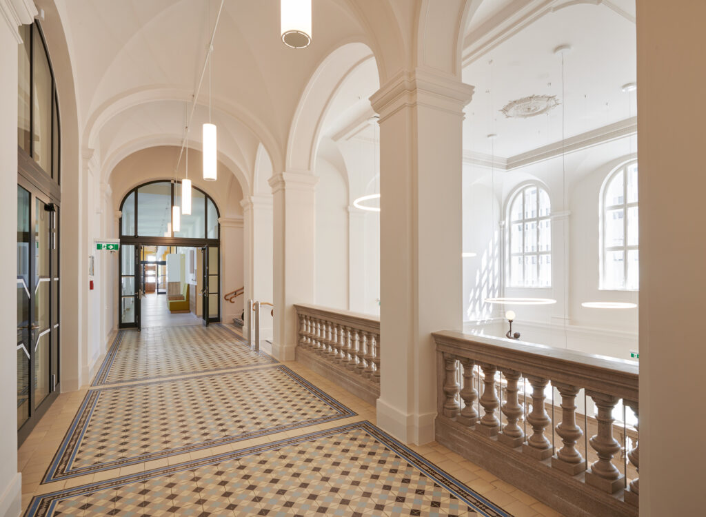 © Andreas Buchberger